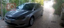 Chrysler 200